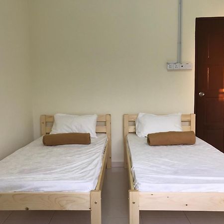 Singsport Holiday House Mersing Eksteriør billede